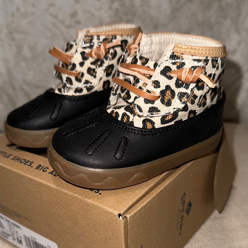 Sperry Kids Black and Tan Leopard Boots
